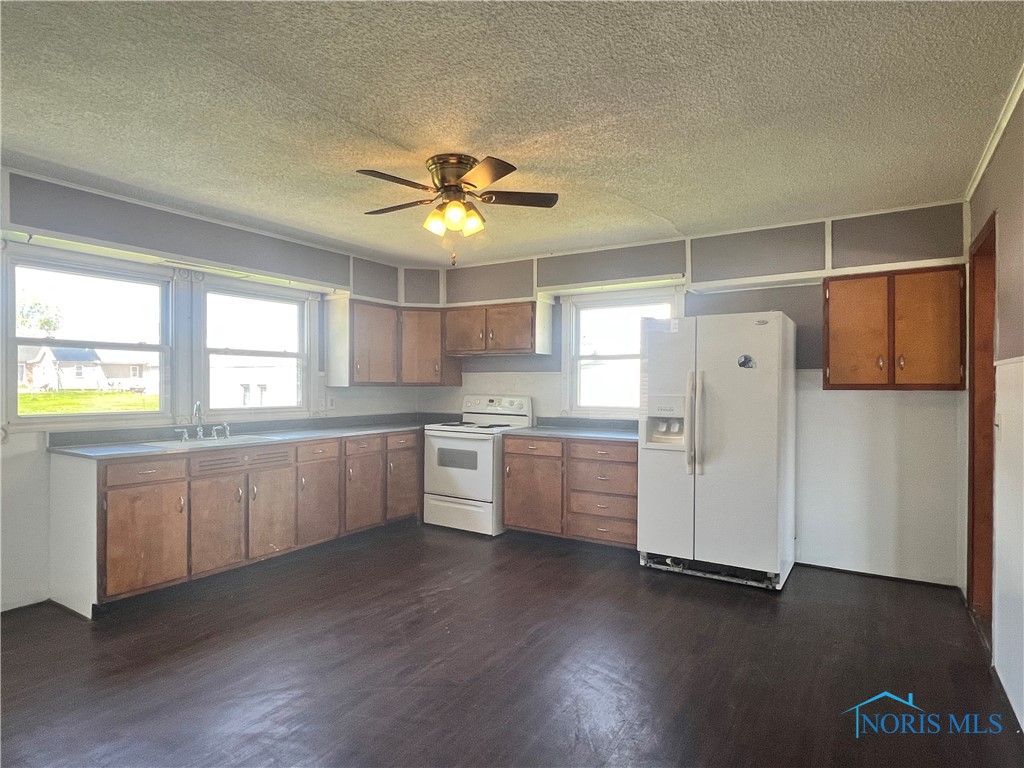 64 Saint Clair Street, Tiffin, Ohio image 4