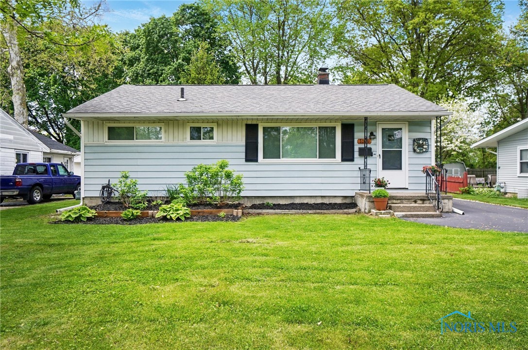 1079 Leith Street, Maumee, Ohio image 1
