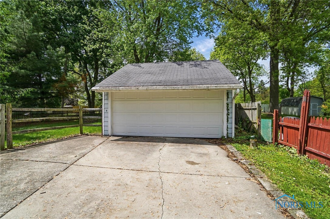 1079 Leith Street, Maumee, Ohio image 44