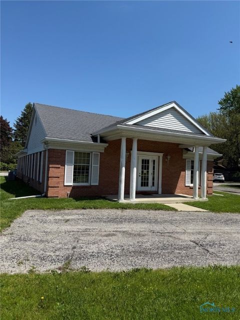 Photo of 1216 Michigan Avenue, Waterville, OH 43566 (MLS # 6129927)