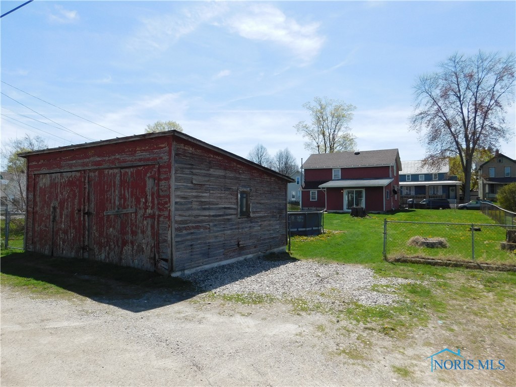 29 Walker Street, Tiffin, Ohio image 3
