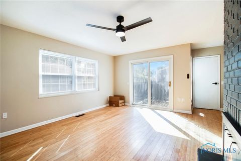 Tiny photo for 5662 Bernath Court #E, Toledo, OH 43615 (MLS # 6137011)