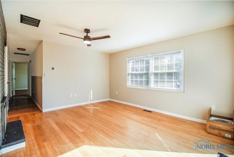 Tiny photo for 5662 Bernath Court #E, Toledo, OH 43615 (MLS # 6137011)