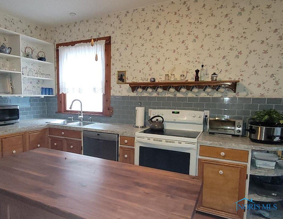 411 W Central Avenue, Toledo, Ohio image 4