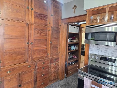 Tiny photo for 342 W Clinton Street, Napoleon, OH 43545 (MLS # 6136878)