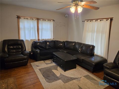 Tiny photo for 342 W Clinton Street, Napoleon, OH 43545 (MLS # 6136878)