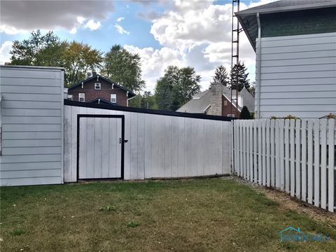 Photo of 342 W Clinton Street, Napoleon, OH 43545 (MLS # 6136878)