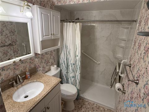Tiny photo for 6636 Kingsbridge Drive #4, Sylvania, OH 43560 (MLS # 6136236)