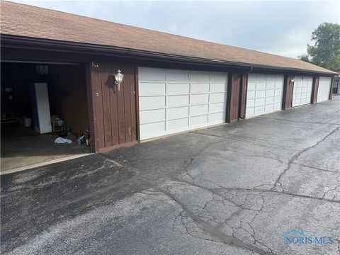 Tiny photo for 6636 Kingsbridge Drive #4, Sylvania, OH 43560 (MLS # 6136236)