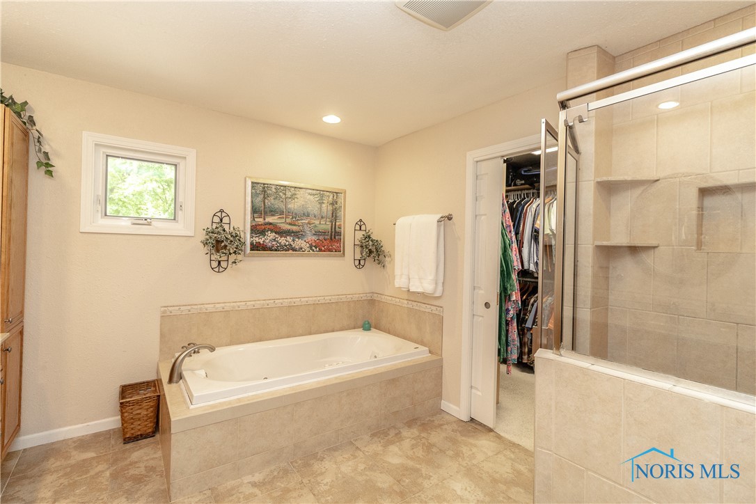 7915 W Bancroft Street, Toledo, Ohio image 26
