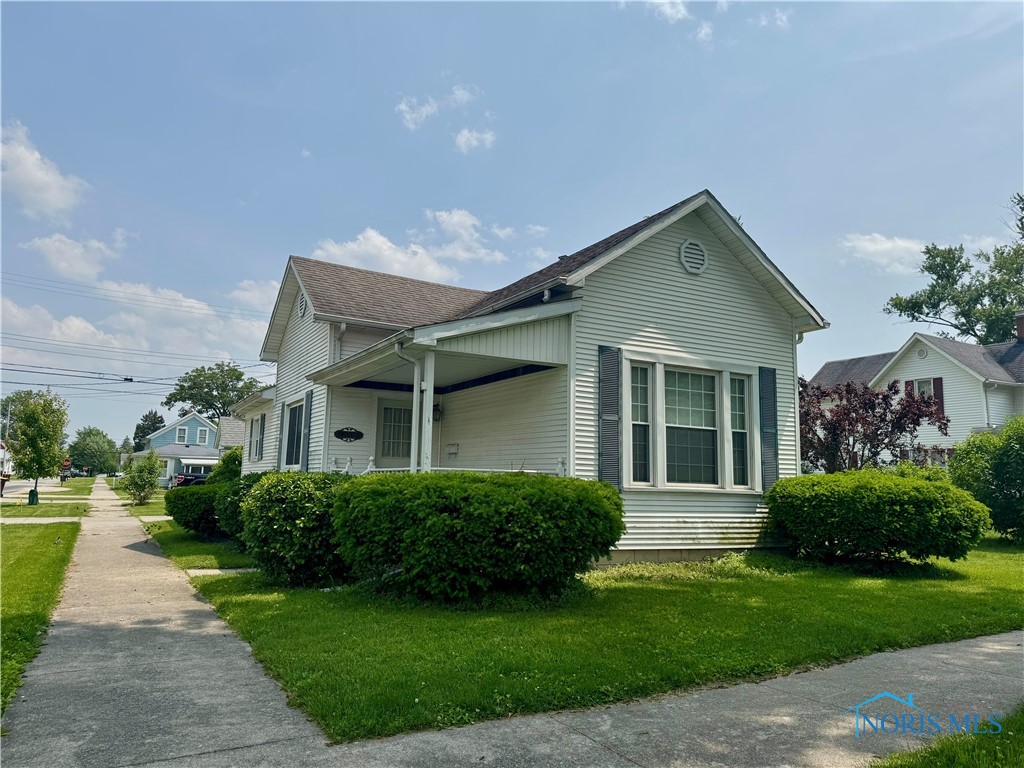 1001 Wilhelm Street, Defiance, Ohio image 1
