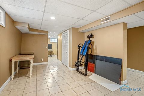 Tiny photo for 206 Colony Road, Rossford, OH 43460 (MLS # 6136914)