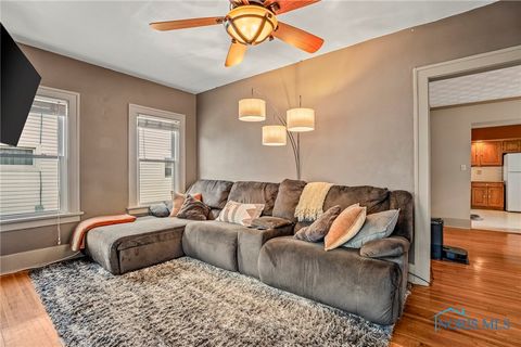 Tiny photo for 206 Colony Road, Rossford, OH 43460 (MLS # 6136914)
