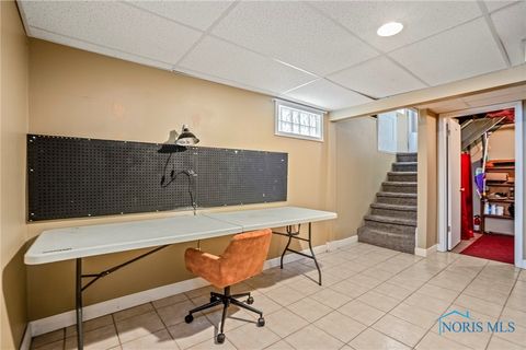 Tiny photo for 206 Colony Road, Rossford, OH 43460 (MLS # 6136914)