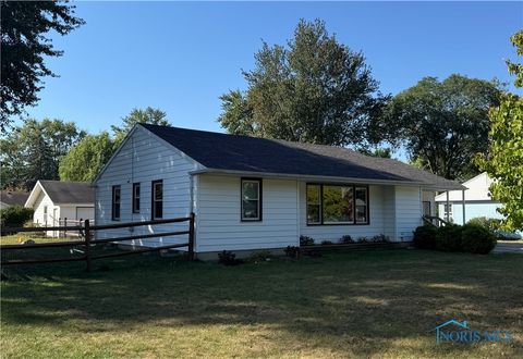 Tiny photo for 1011 Stall Drive, Findlay, OH 45840 (MLS # 6136593)
