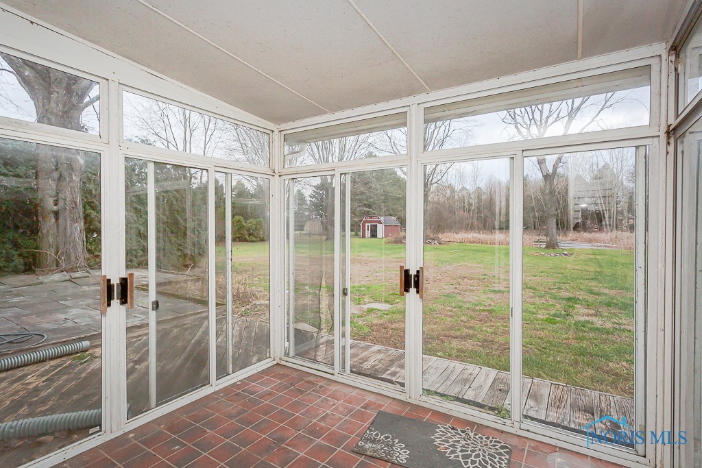 8226 Woodbrier Lane, Grand Rapids, Ohio image 38