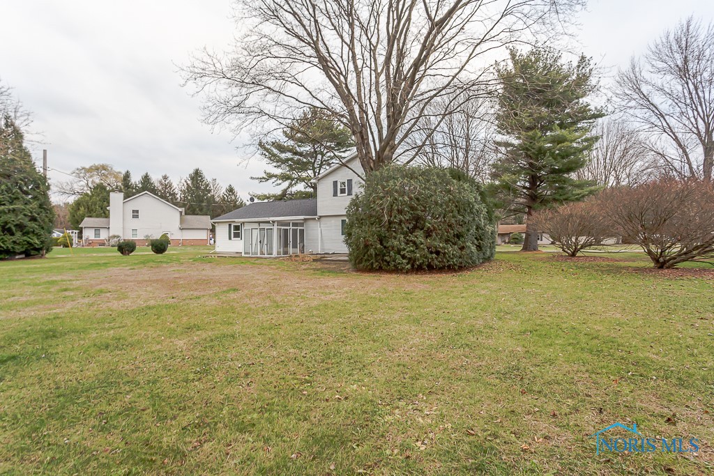 8226 Woodbrier Lane, Grand Rapids, Ohio image 40