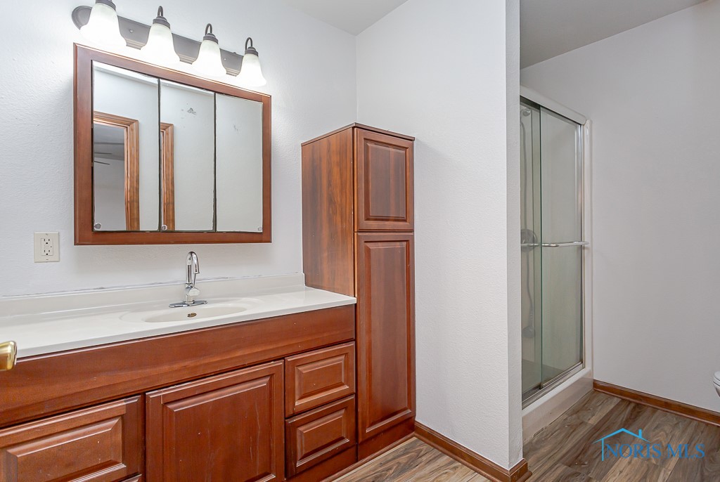 8226 Woodbrier Lane, Grand Rapids, Ohio image 23