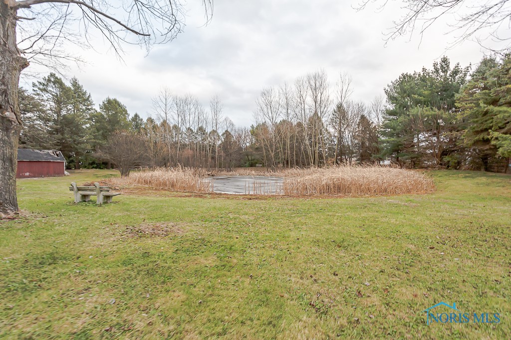 8226 Woodbrier Lane, Grand Rapids, Ohio image 45