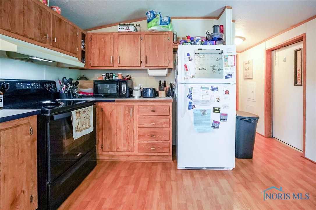 10404 Edgewood Drive, Findlay, Ohio image 17