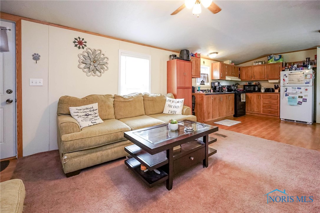 10404 Edgewood Drive, Findlay, Ohio image 13