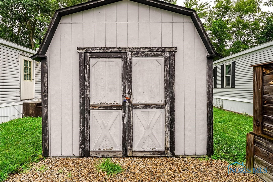10404 Edgewood Drive, Findlay, Ohio image 43