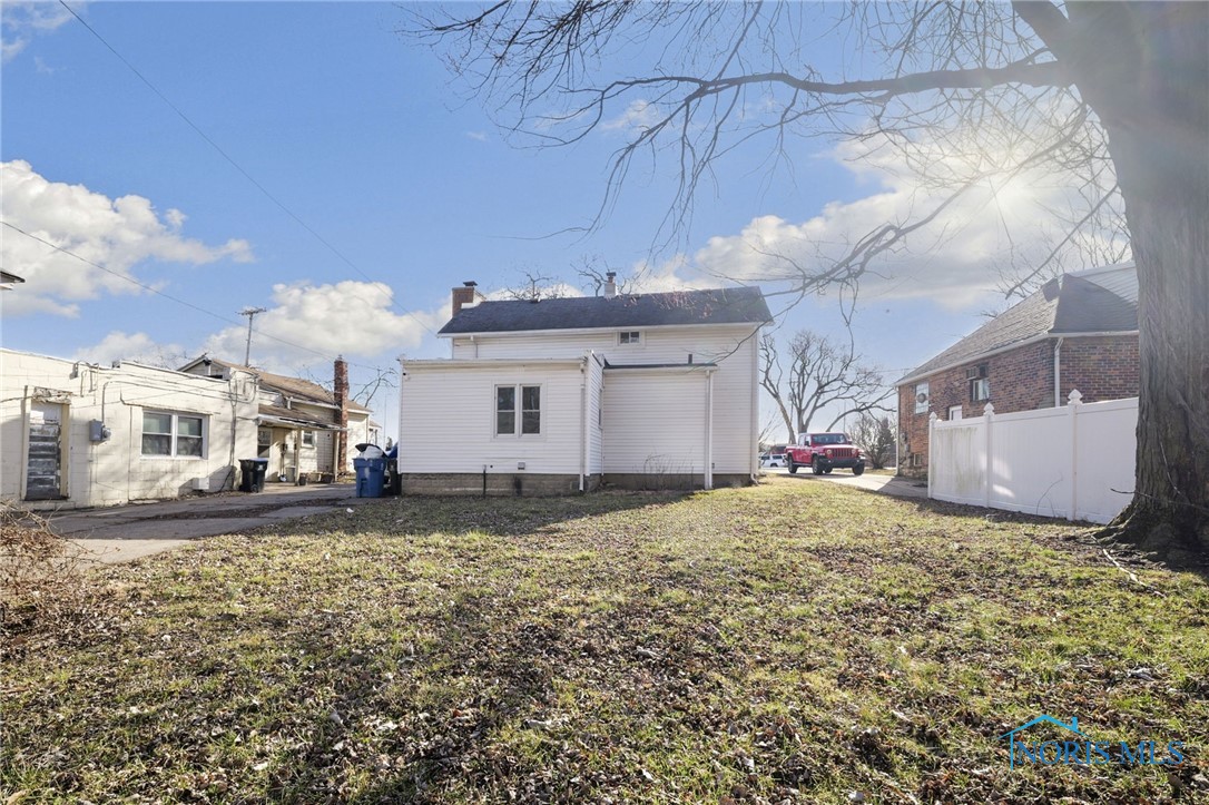 1466 Sunshine Street, Oregon, Ohio image 13