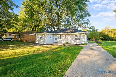 Tiny photo for 552 Wyman Street, Toledo, OH 43609 (MLS # 6136671)