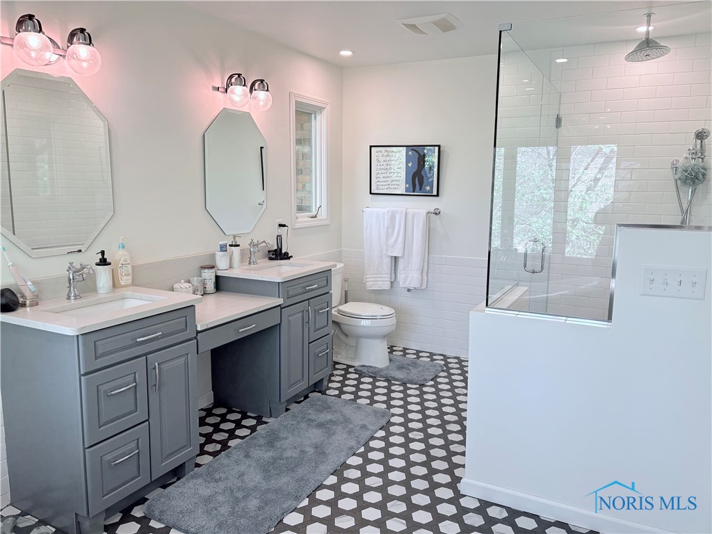 10605 Spring Mill Lane, Perrysburg, Ohio image 17
