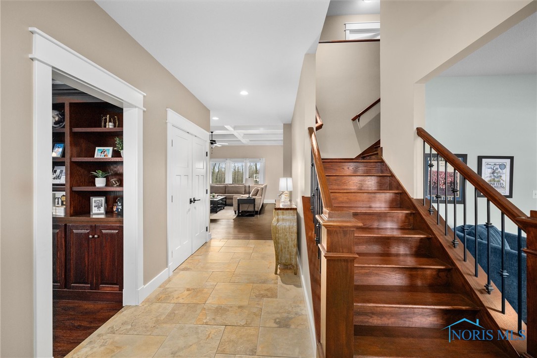 5839 Watermill Court, Monclova, Ohio image 5