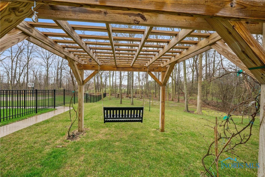 5839 Watermill Court, Monclova, Ohio image 37