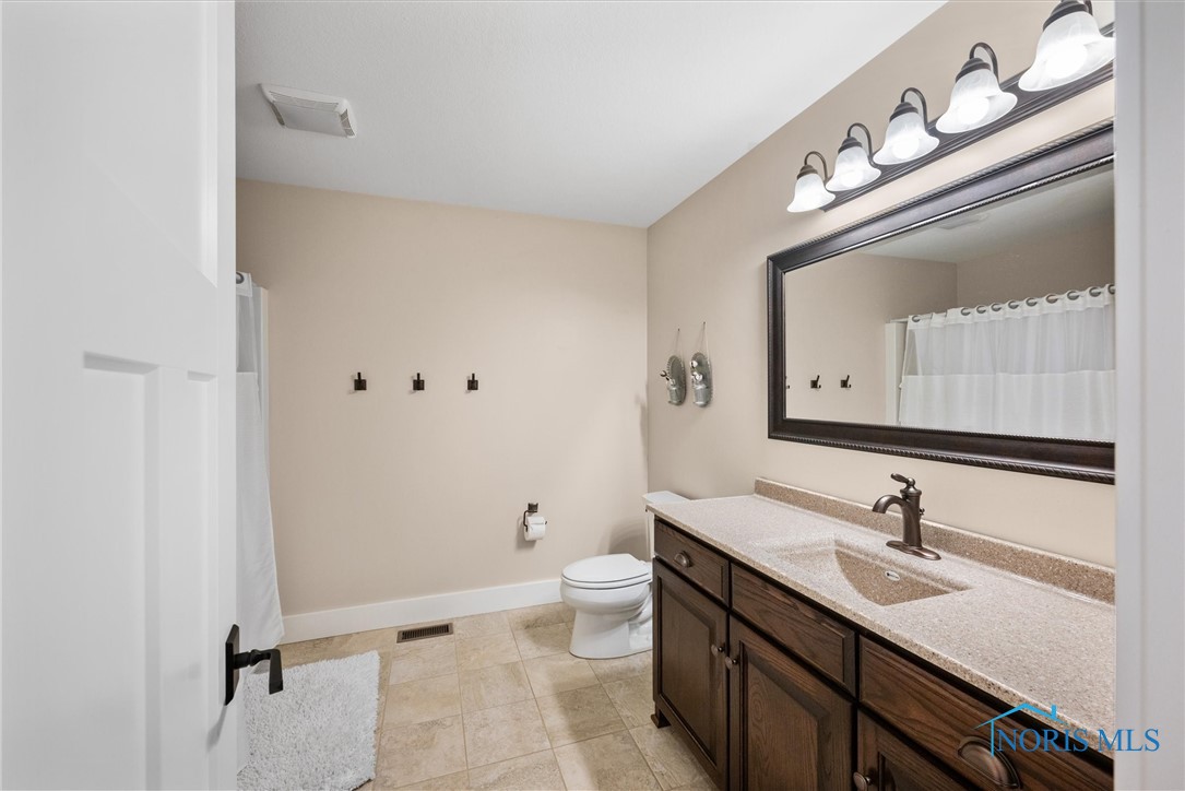5839 Watermill Court, Monclova, Ohio image 28