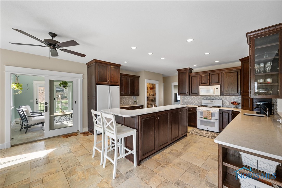 5839 Watermill Court, Monclova, Ohio image 11