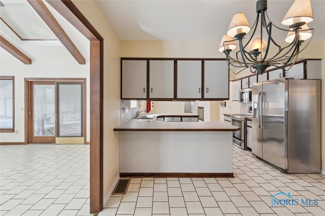 4131 Merriweather Road, Toledo, Ohio image 11