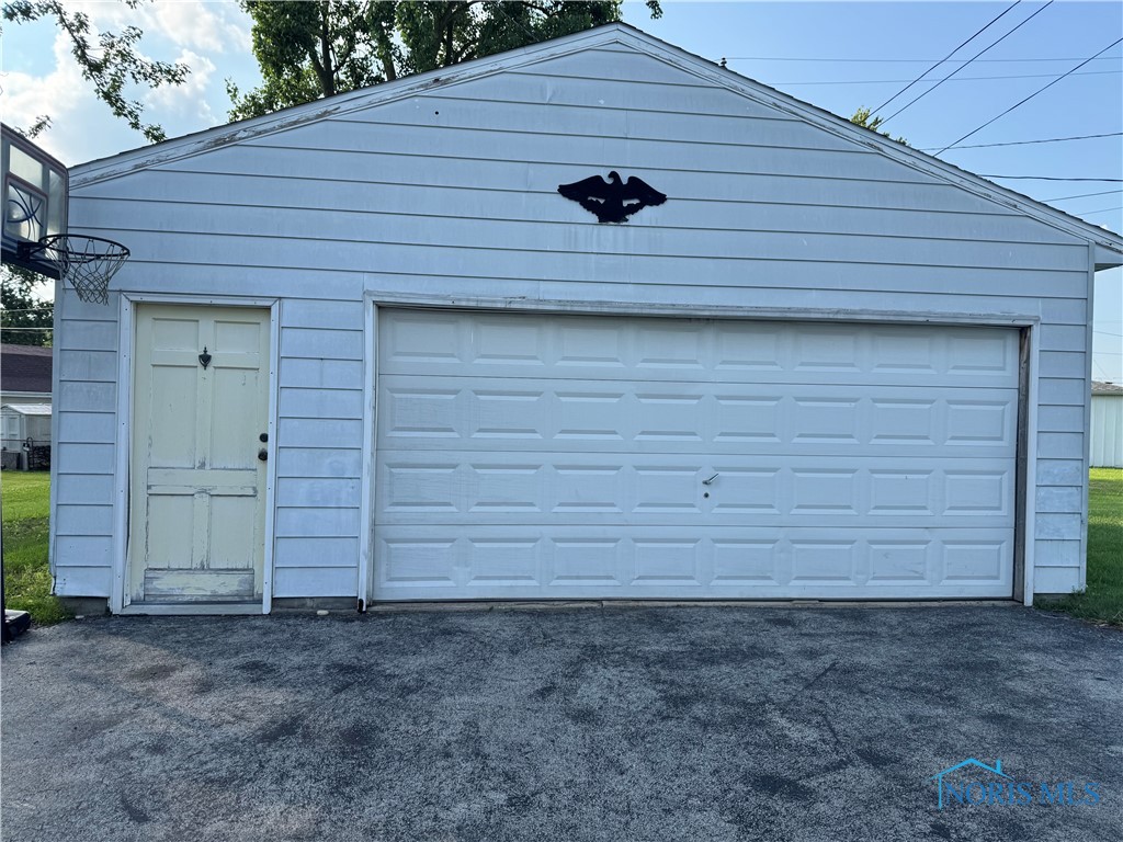 1216 Concord Court