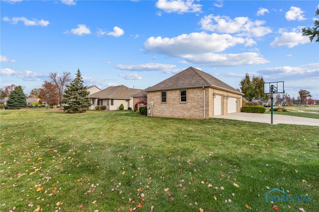 8130 Shawnee Forest Drive, Findlay, Ohio image 27