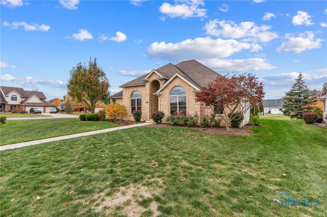 8130 Shawnee Forest Drive, Findlay, Ohio image 3
