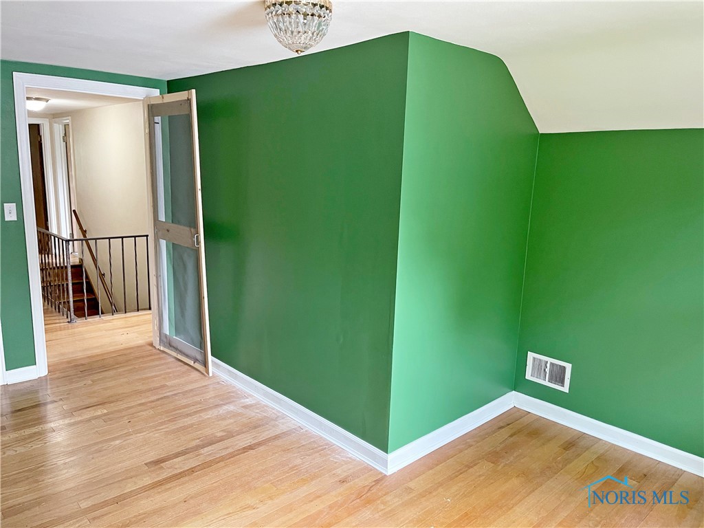 825 Wallace Avenue, Bowling Green, Ohio image 31