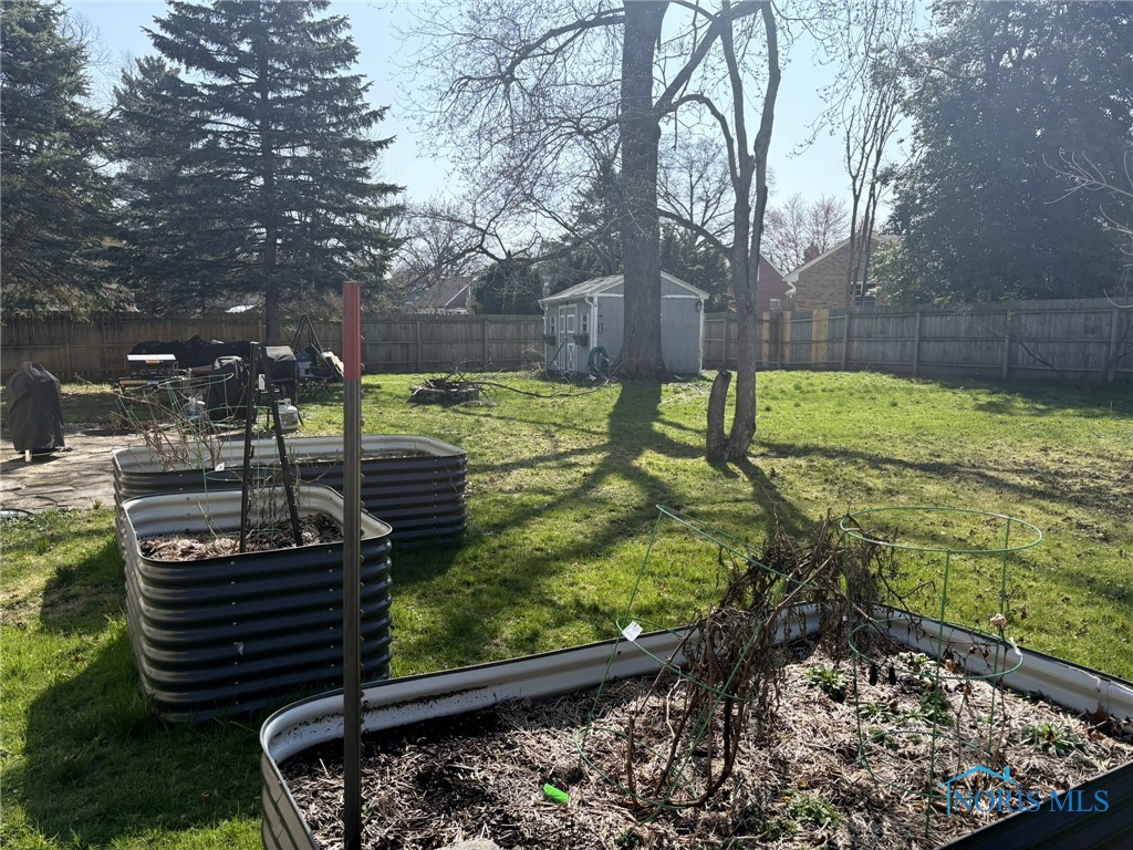 825 Wallace Avenue, Bowling Green, Ohio image 41