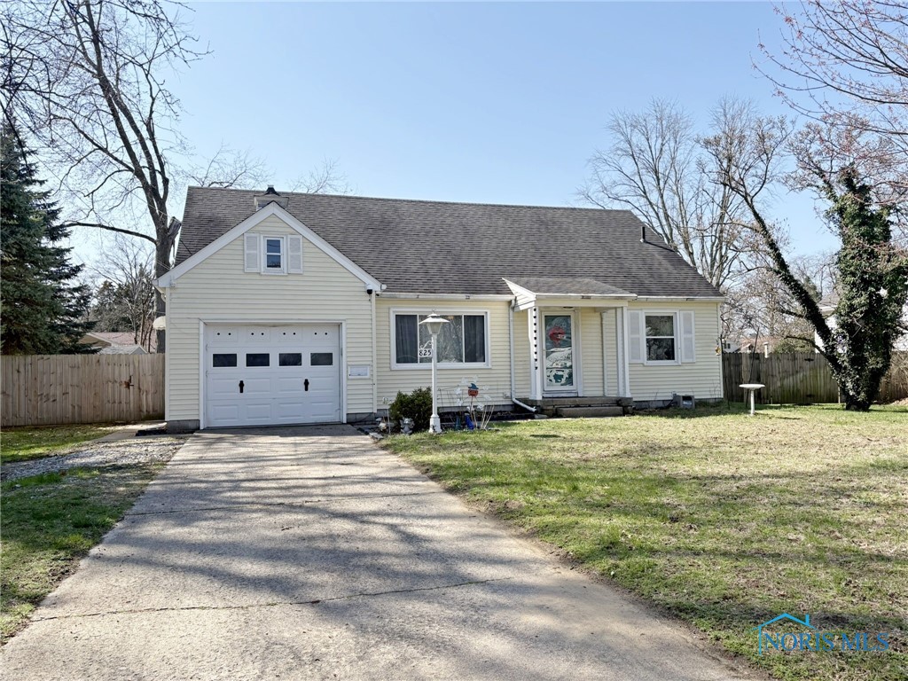 825 Wallace Avenue, Bowling Green, Ohio image 1