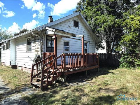 Tiny photo for 3150 Doyle Street, Toledo, OH 43608 (MLS # 6136944)