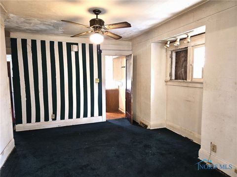 Tiny photo for 3150 Doyle Street, Toledo, OH 43608 (MLS # 6136944)