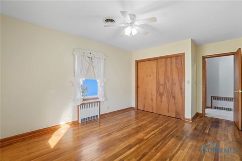 Tiny photo for 603 N Vine Street, Fostoria, OH 44830 (MLS # 6136809)
