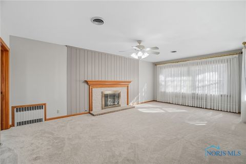 Tiny photo for 603 N Vine Street, Fostoria, OH 44830 (MLS # 6136809)