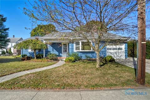 Photo of 603 N Vine Street, Fostoria, OH 44830 (MLS # 6136809)