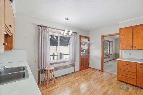 Tiny photo for 603 N Vine Street, Fostoria, OH 44830 (MLS # 6136809)