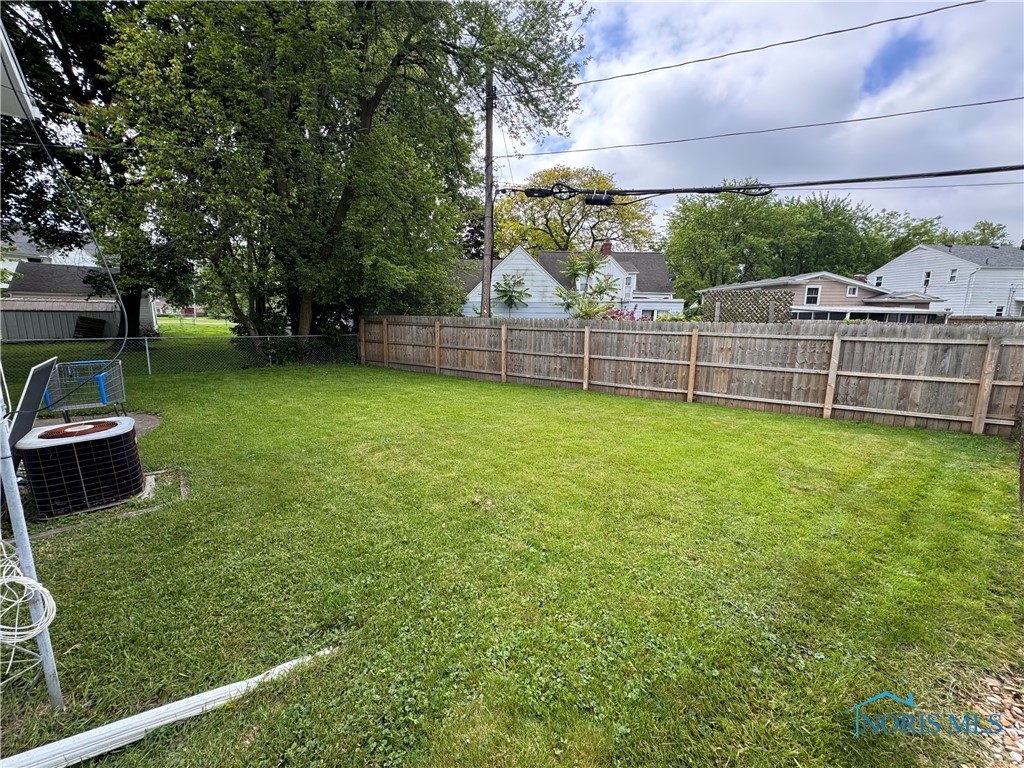 2921 Schneider Road, Toledo, Ohio image 3
