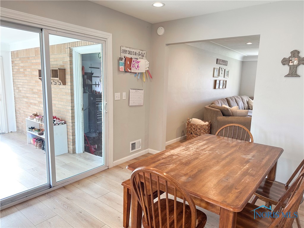 2844 E Glenn Street, Toledo, Ohio image 13