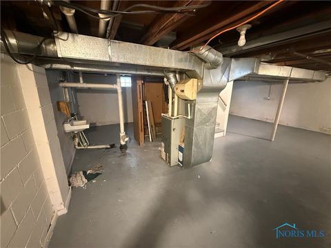 Tiny photo for 741 Cloverdale Road, Toledo, OH 43612 (MLS # 6136421)