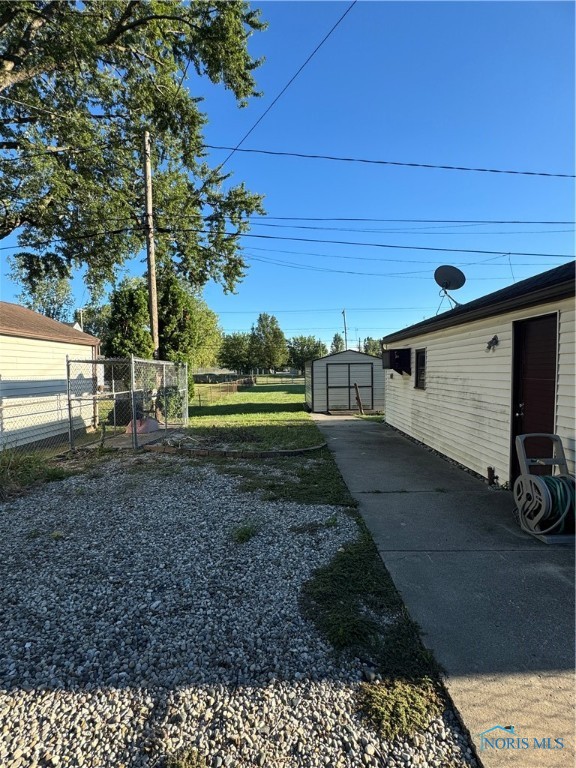 1934 Watts Avenue, Oregon, Ohio image 38